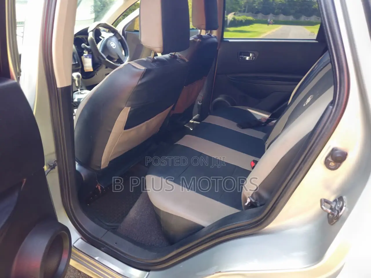 Nissan Dualis 2012 Silver