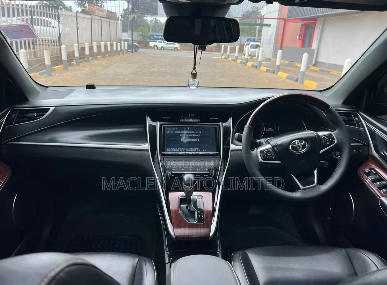 Toyota Harrier 2017 Black