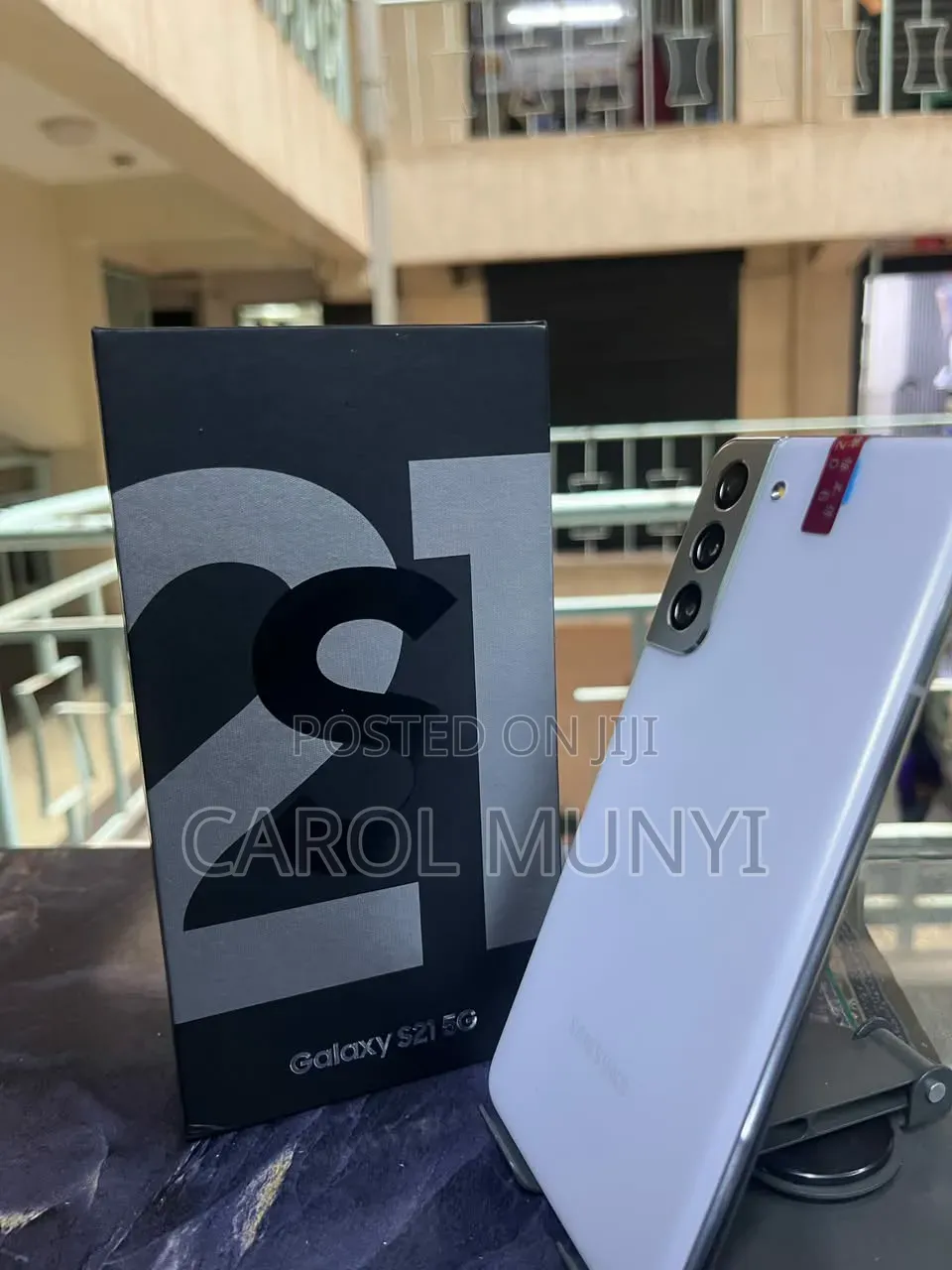 New Samsung Galaxy S22 5G 256 GB White