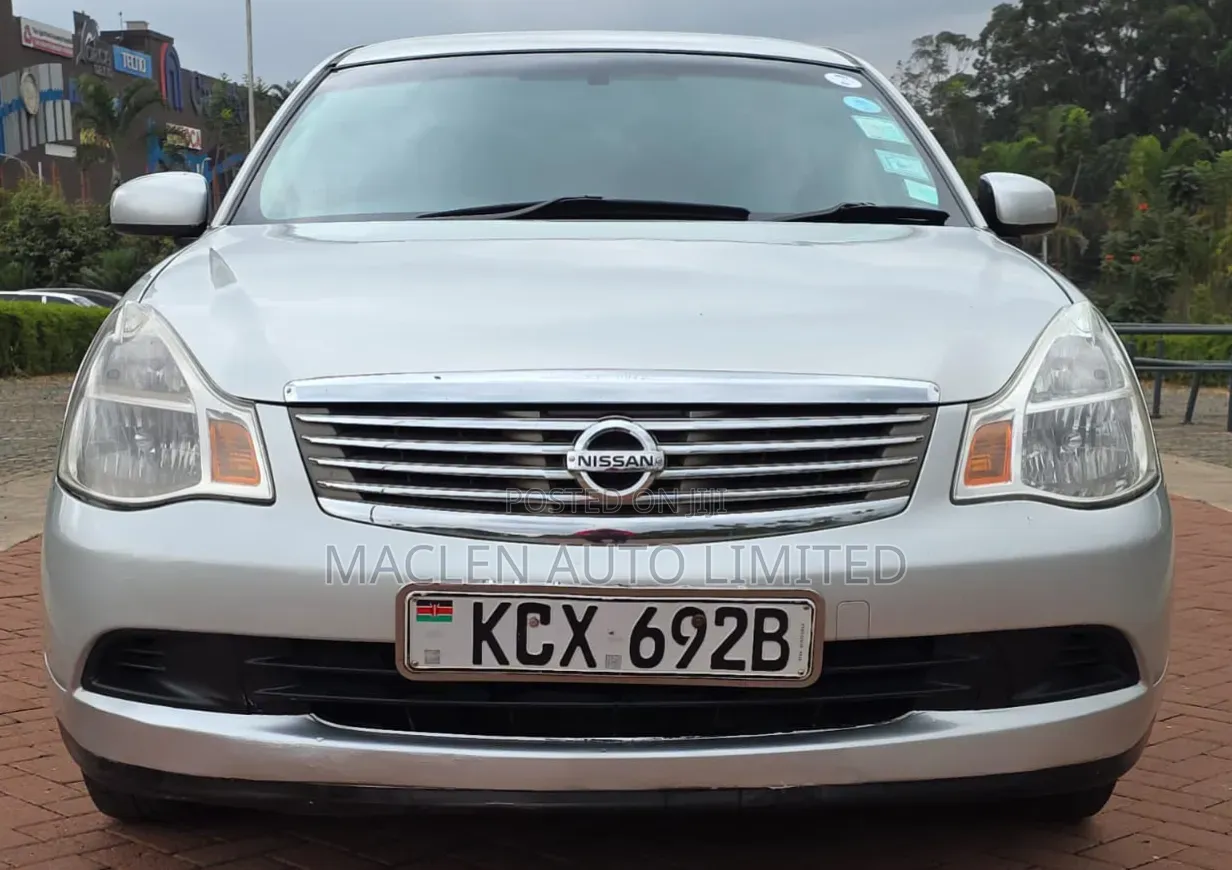 Nissan Bluebird 2012 Silver