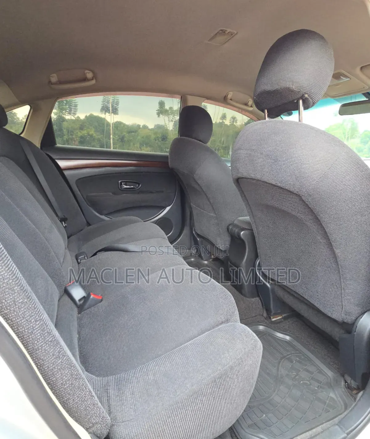 Nissan Bluebird 2012 Silver