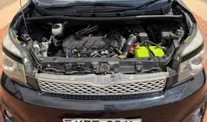 Toyota Voxy 2011