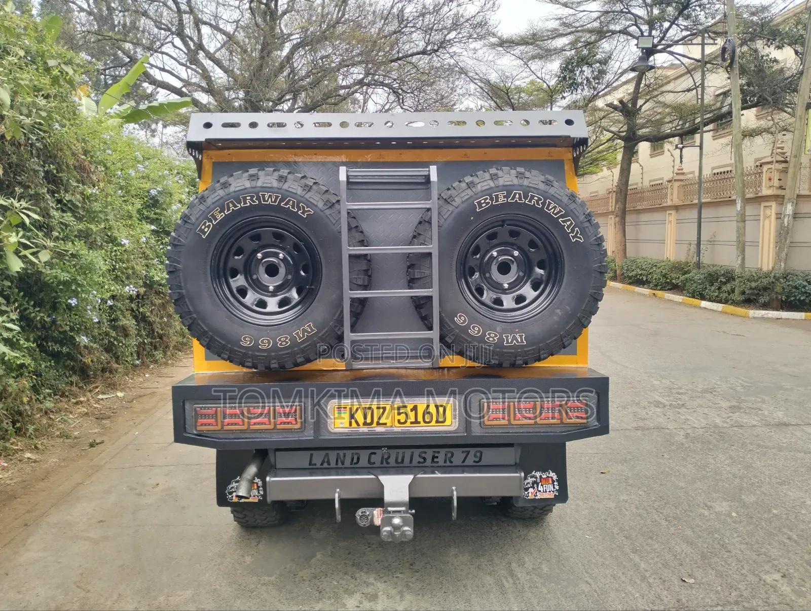 Toyota Land Cruiser 2016 Gray