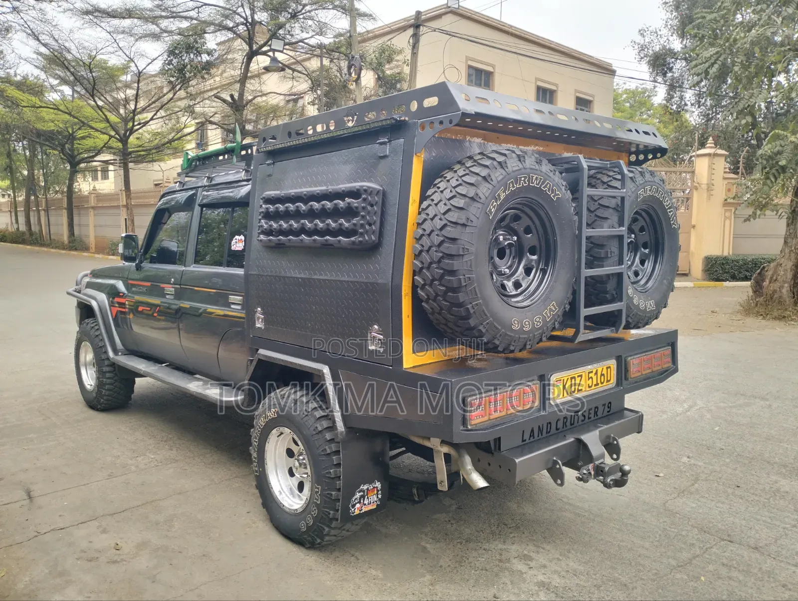 Toyota Land Cruiser 2016 Gray