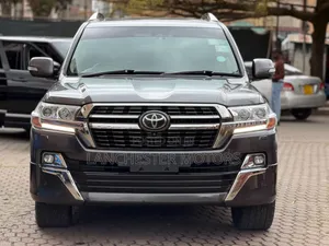 Toyota Land Cruiser 2021 Gray