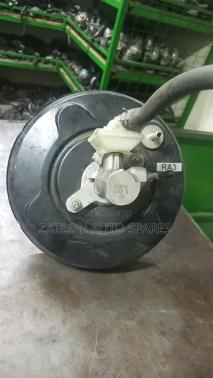 Toyota Voxy Break Booster