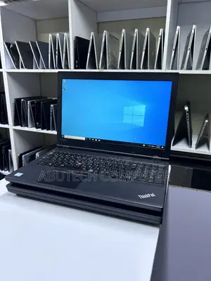 Laptop Lenovo ThinkPad L570 4GB Intel Core i5 HDD 500GB
