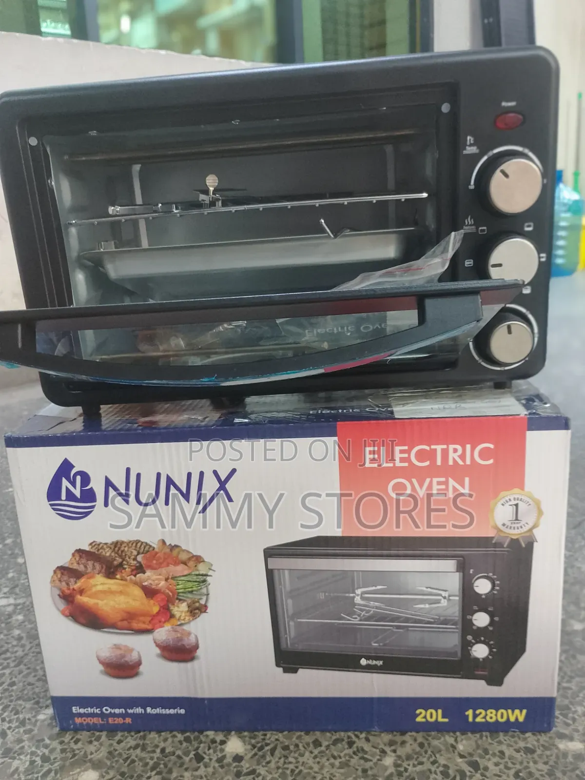Nunix Electric Oven 20L With Baking Tray, Rack Rotisserie