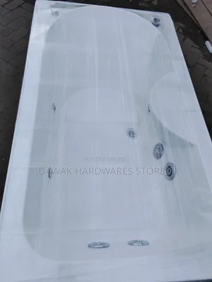 Freestanding Jacuzzi