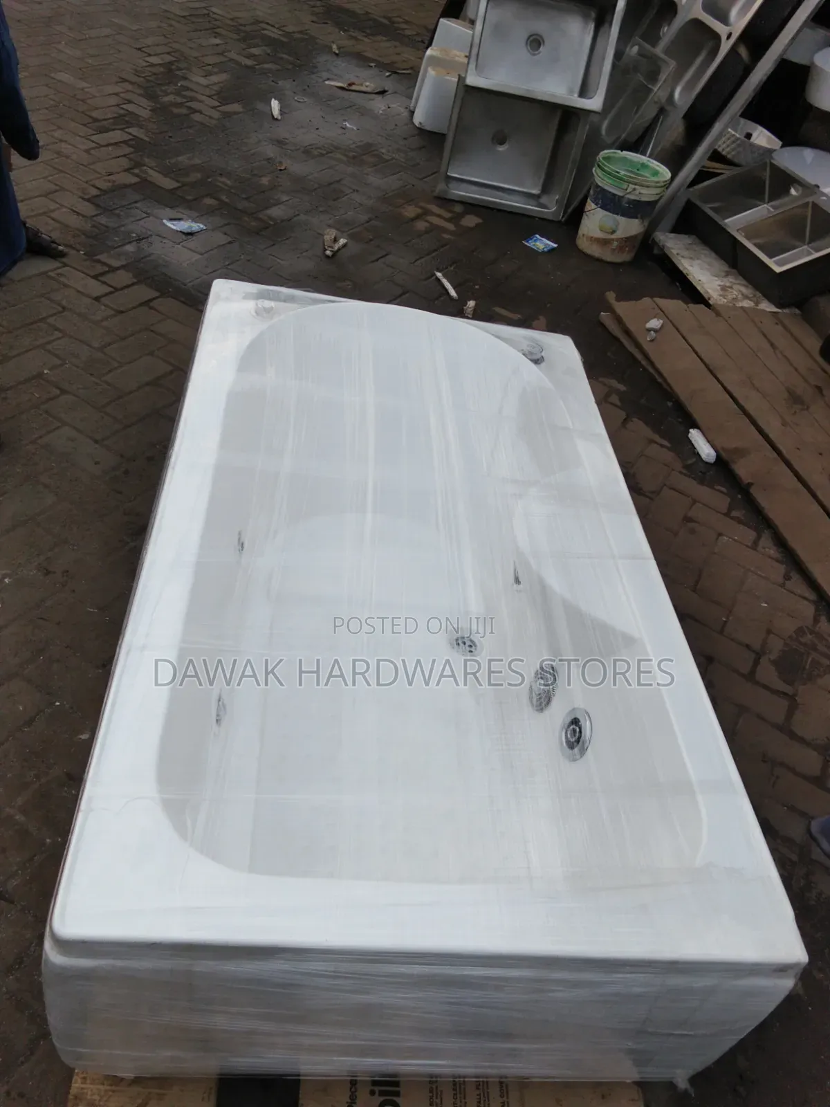 Freestanding Jacuzzi