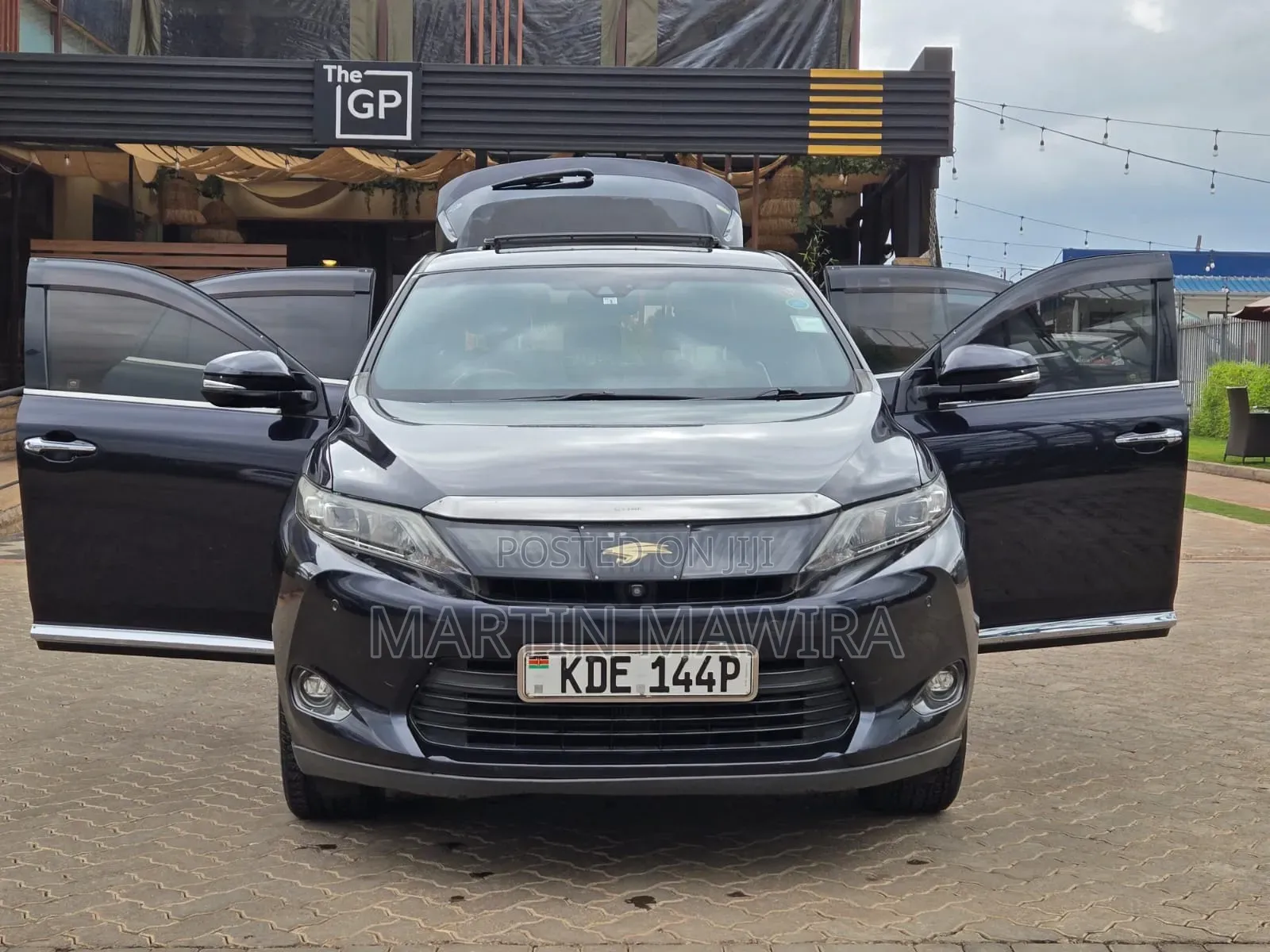 Toyota Harrier 2016