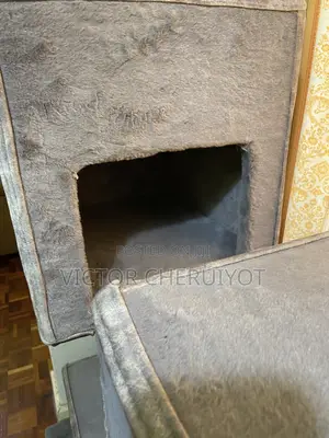 CAT Tree Tower With Scratch Post