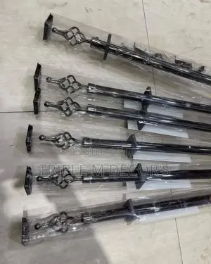 Elegant Metal Extendable Curtain Rod