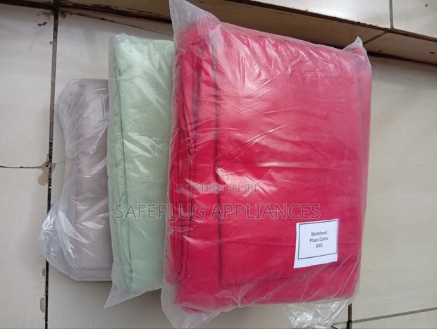Soft Cotton Bedsheet – Comfortable Everyday Bedding - thumbnail 2