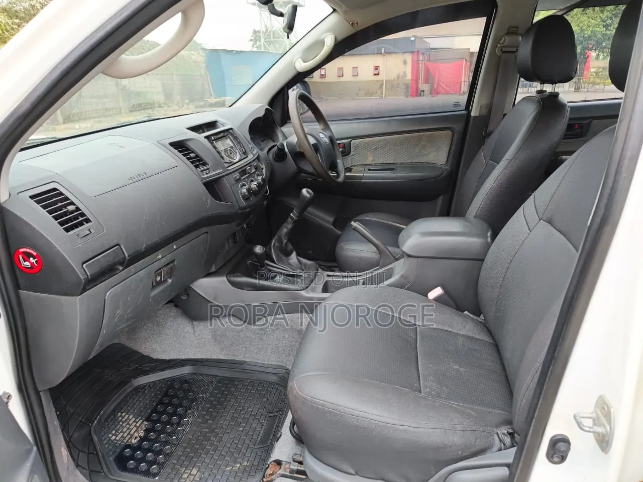 Toyota Hilux 2.5 D-4D Double Cab 4x4 SRX 2007 White