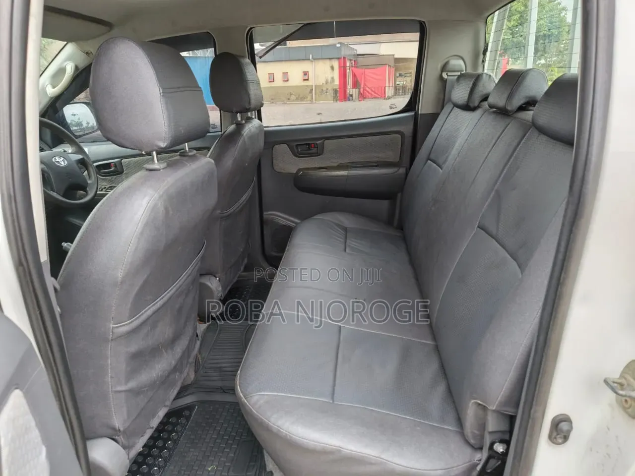 Toyota Hilux 2.5 D-4D Double Cab 4x4 SRX 2007 White