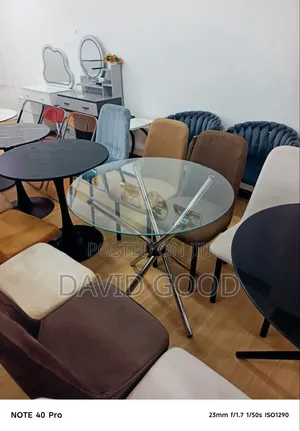 Round Top Glass Table