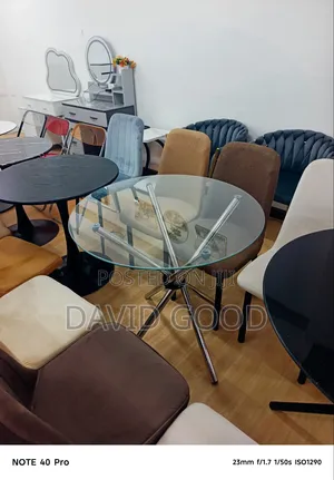 Round Top Glass Table