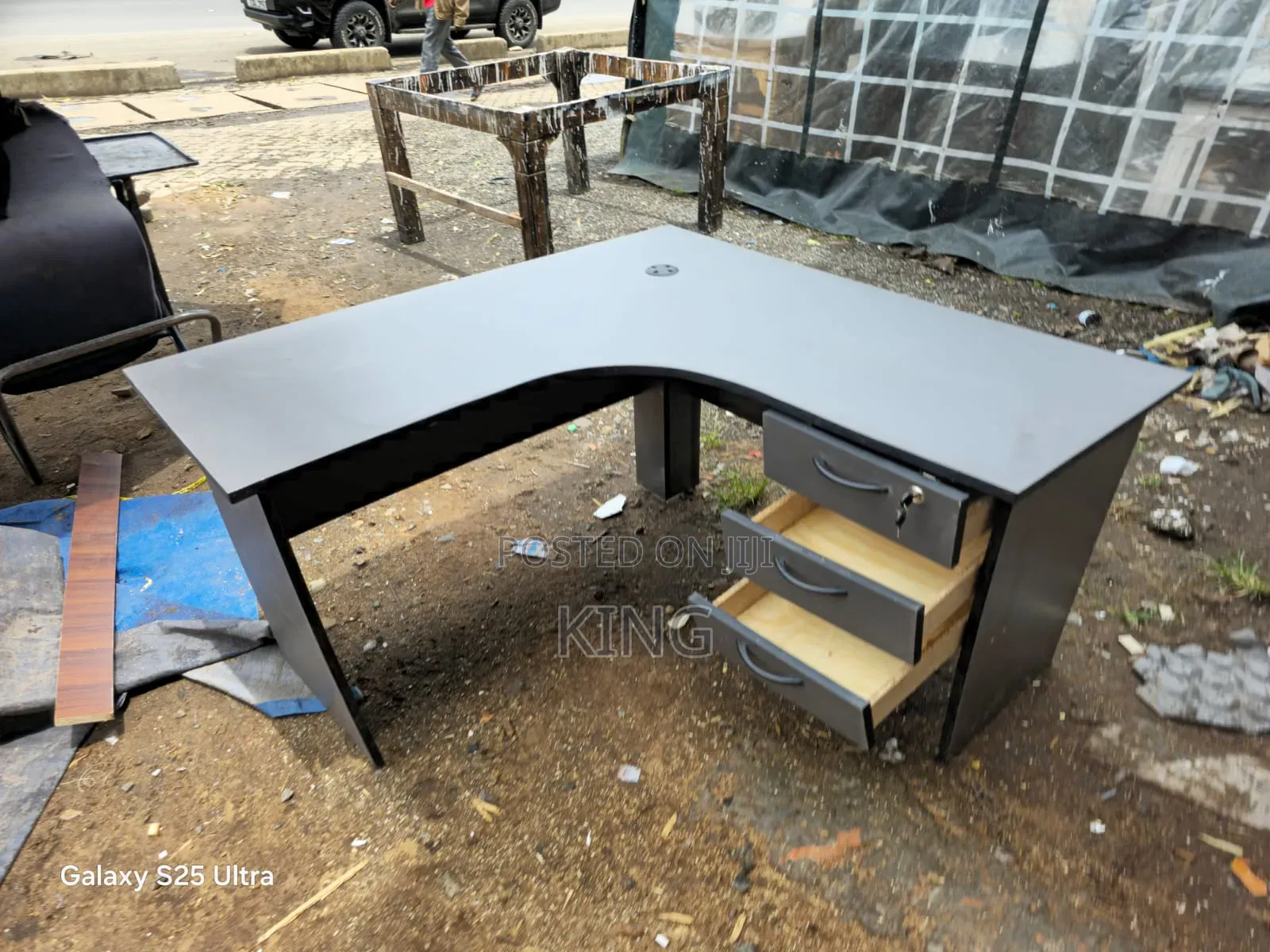 Boss Connect Executive Desk