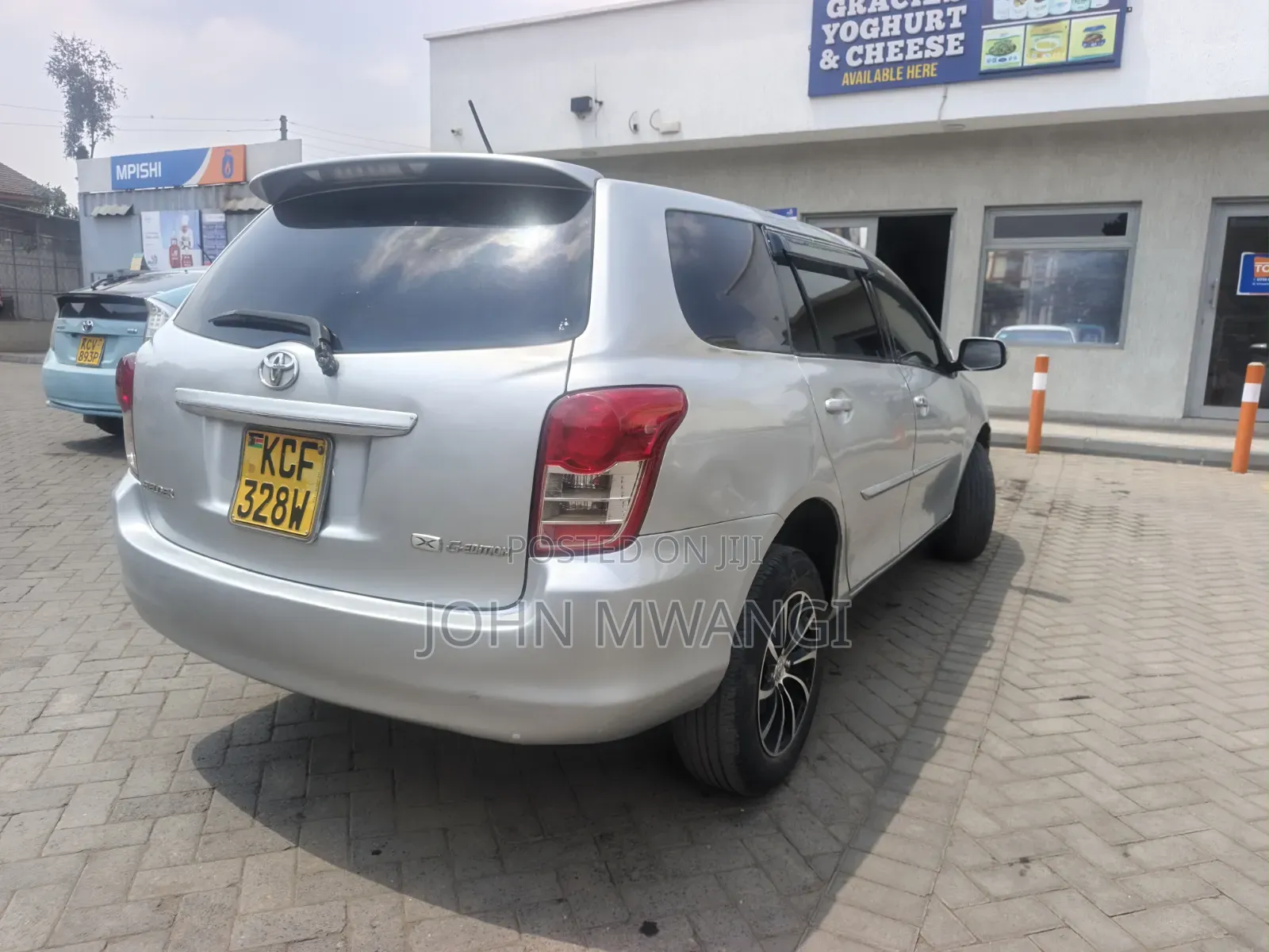 Toyota Corolla Fielder 1.5 Petrol AWD 2009 Silver