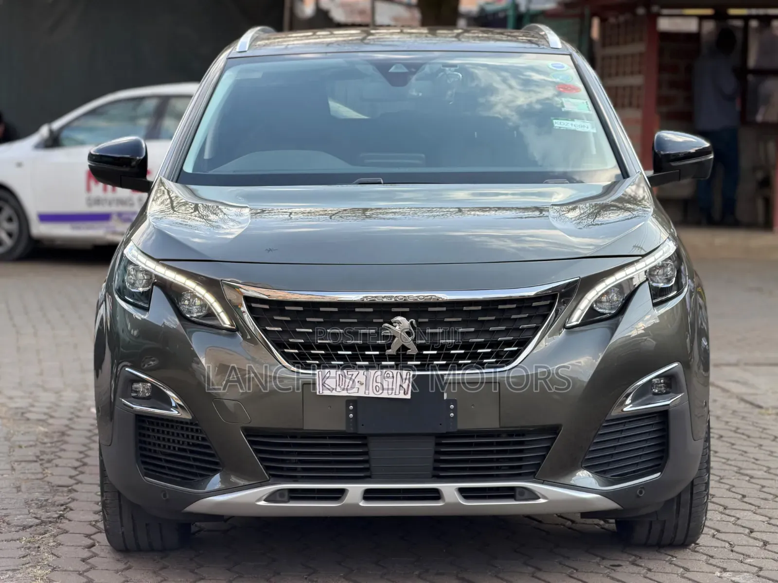 Peugeot 3008 2019 Green