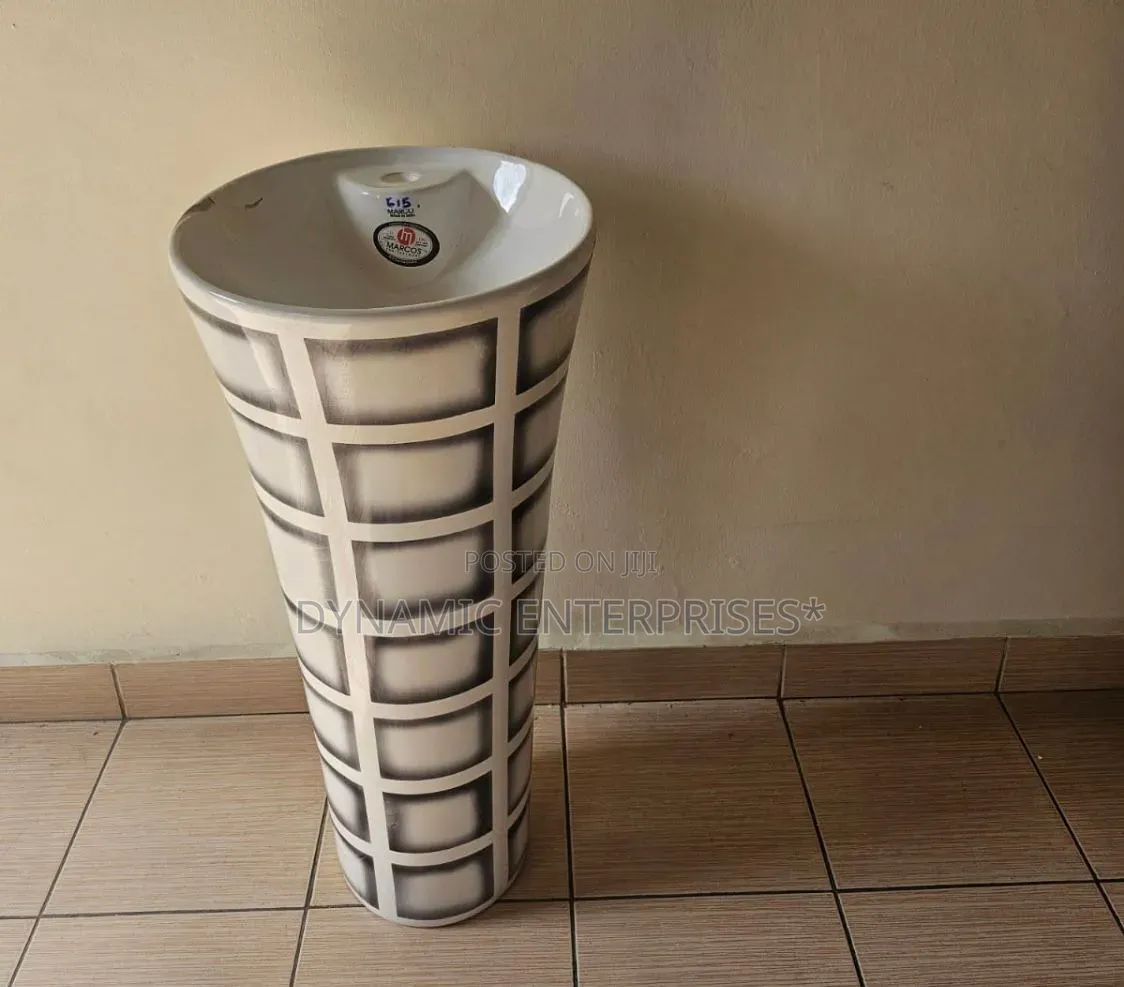 Freestanding Ceramic Pedestal Wash Basin