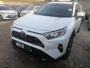 Toyota RAV4 2019 White