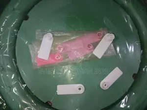 Ear Tags - Pack for Over 500 PCS
