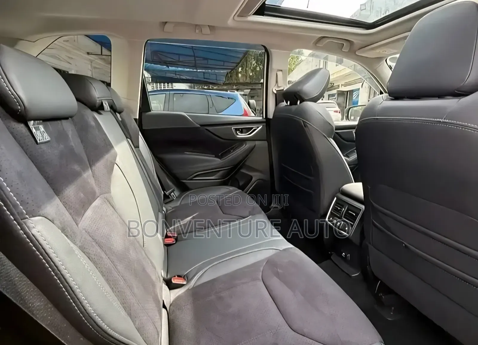 Subaru Forester Premium 2021 White
