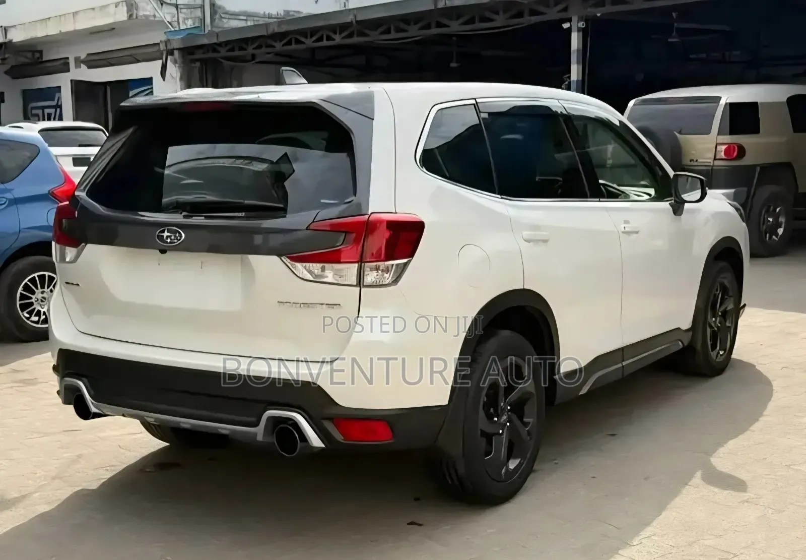 Subaru Forester Premium 2021 White