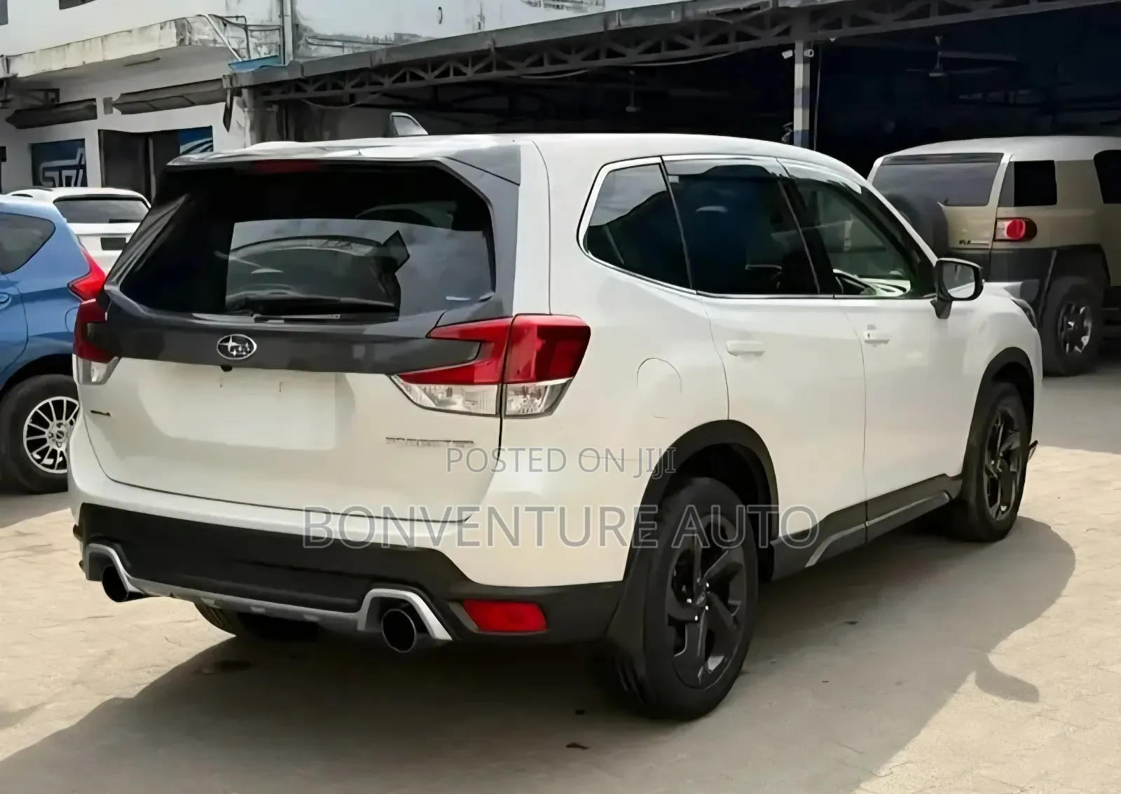Subaru Forester Premium 2021 White