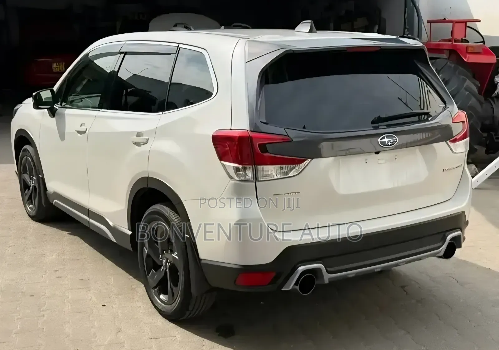 Subaru Forester Premium 2021 White