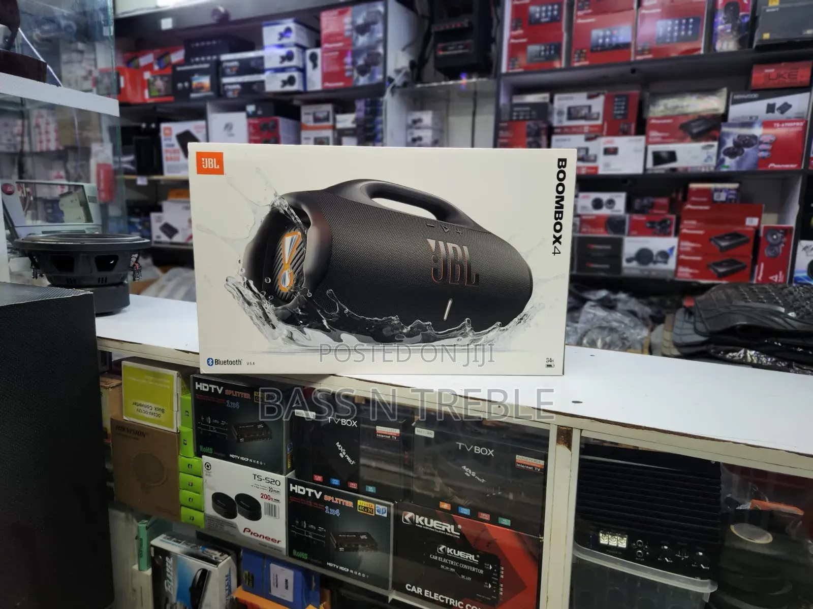 JBL Boombox 4