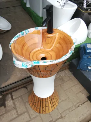 Drum Pedestrial Basin Wood Finish