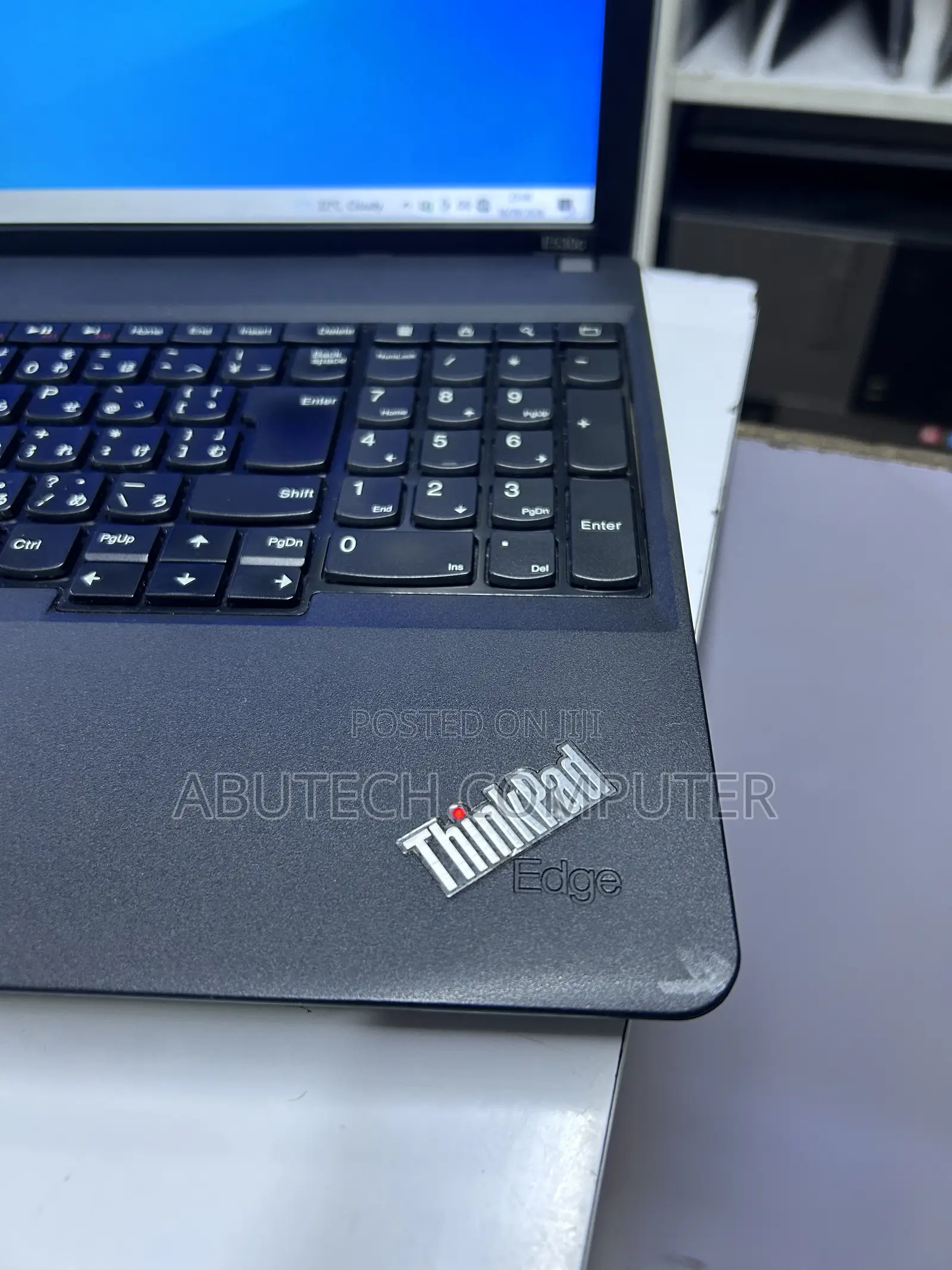 Laptop Lenovo IdeaPad 530S 4GB Intel Core i5 HDD 500GB