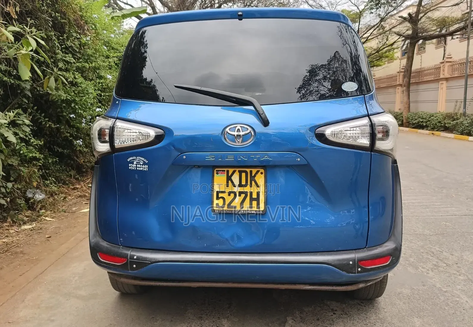 Toyota Sienta 2015 Blue