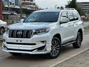 Toyota Land Cruiser Prado 2.8 2019 Pearl