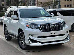 Toyota Land Cruiser Prado 2.8 2019 Pearl
