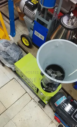 Pellet Maker Machine