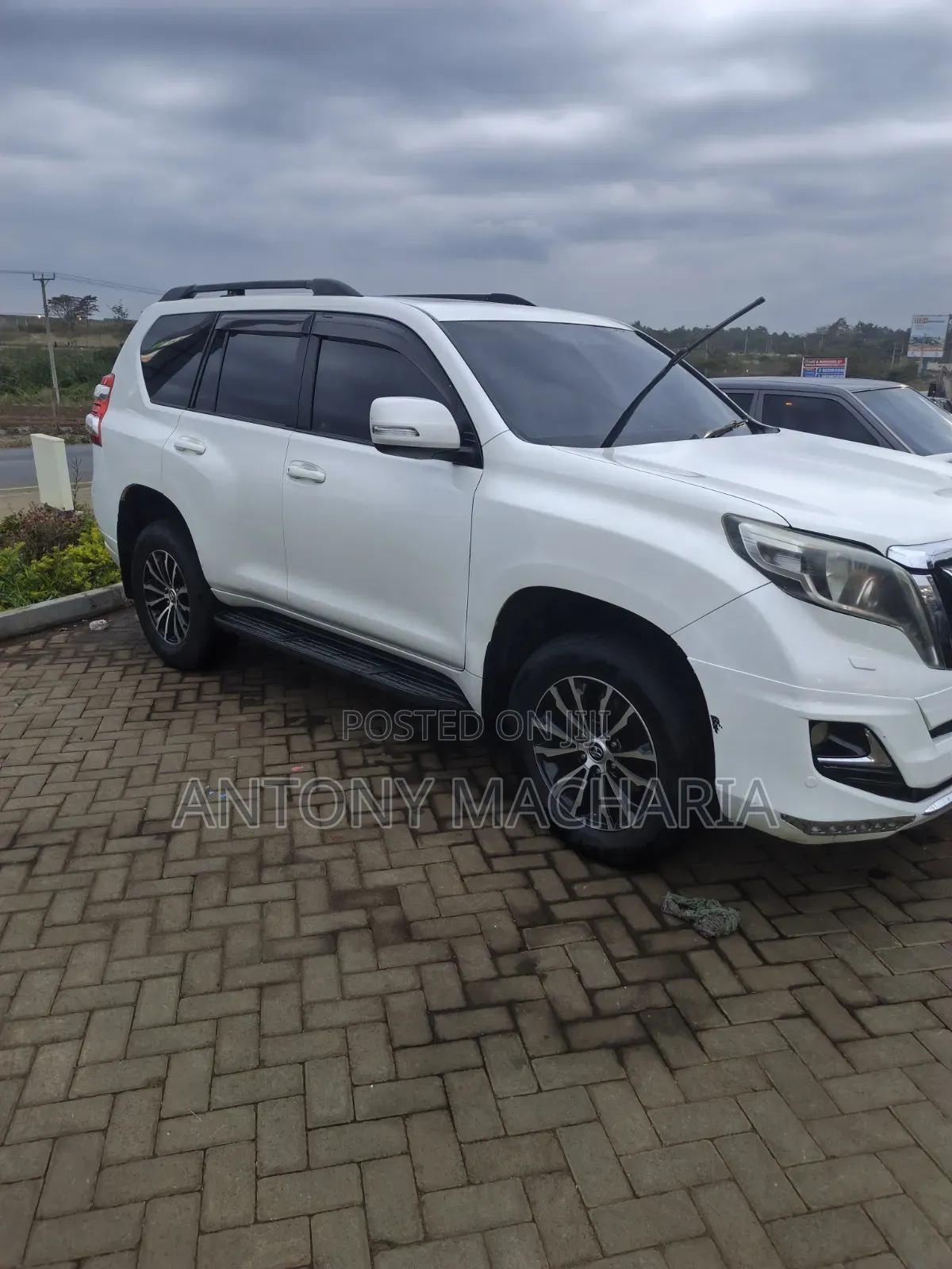 Toyota Land Cruiser Prado 2.8 2017 White