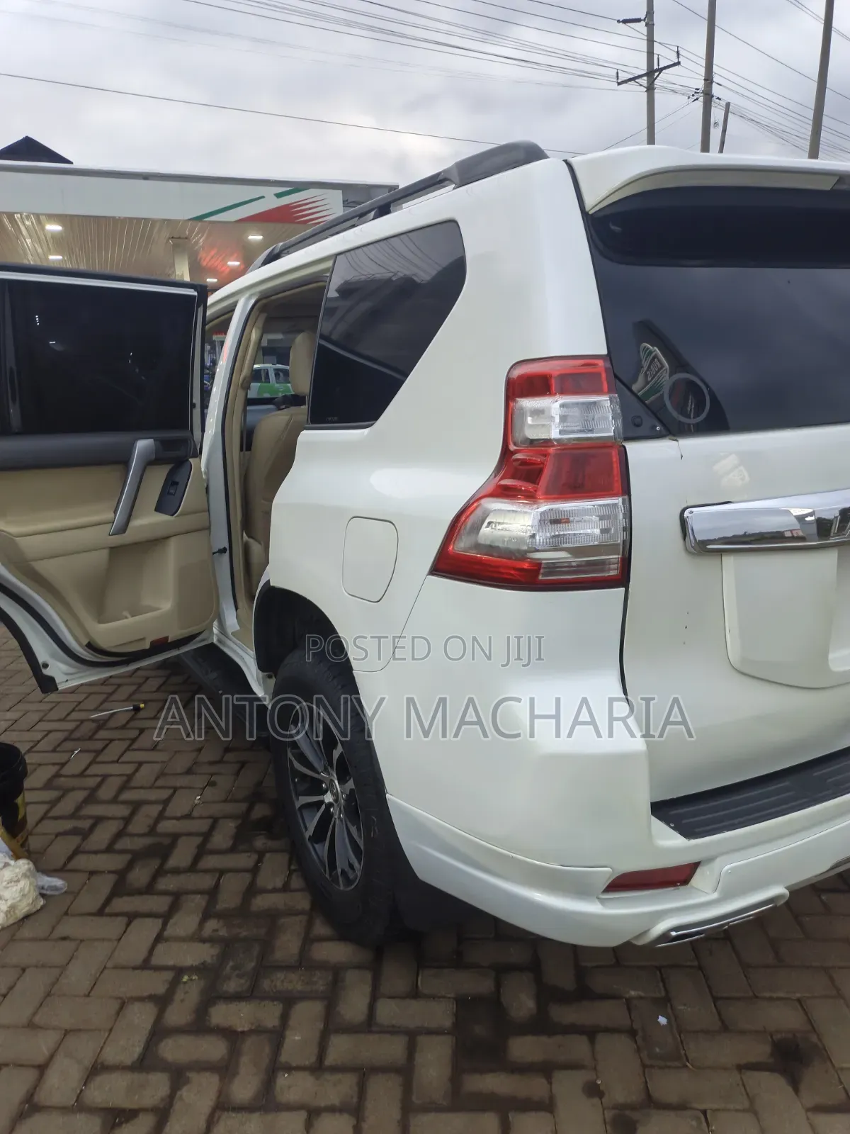 Toyota Land Cruiser Prado 2.8 2017 White