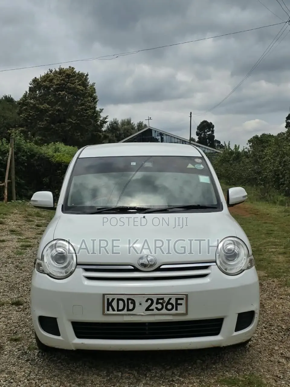 Toyota Sienta 1.5 FWD 2014 White