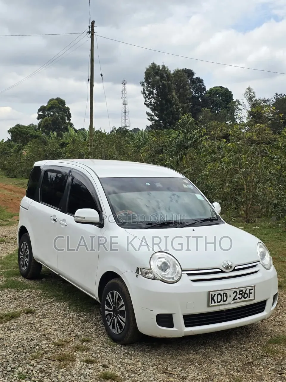 Toyota Sienta 1.5 FWD 2014 White
