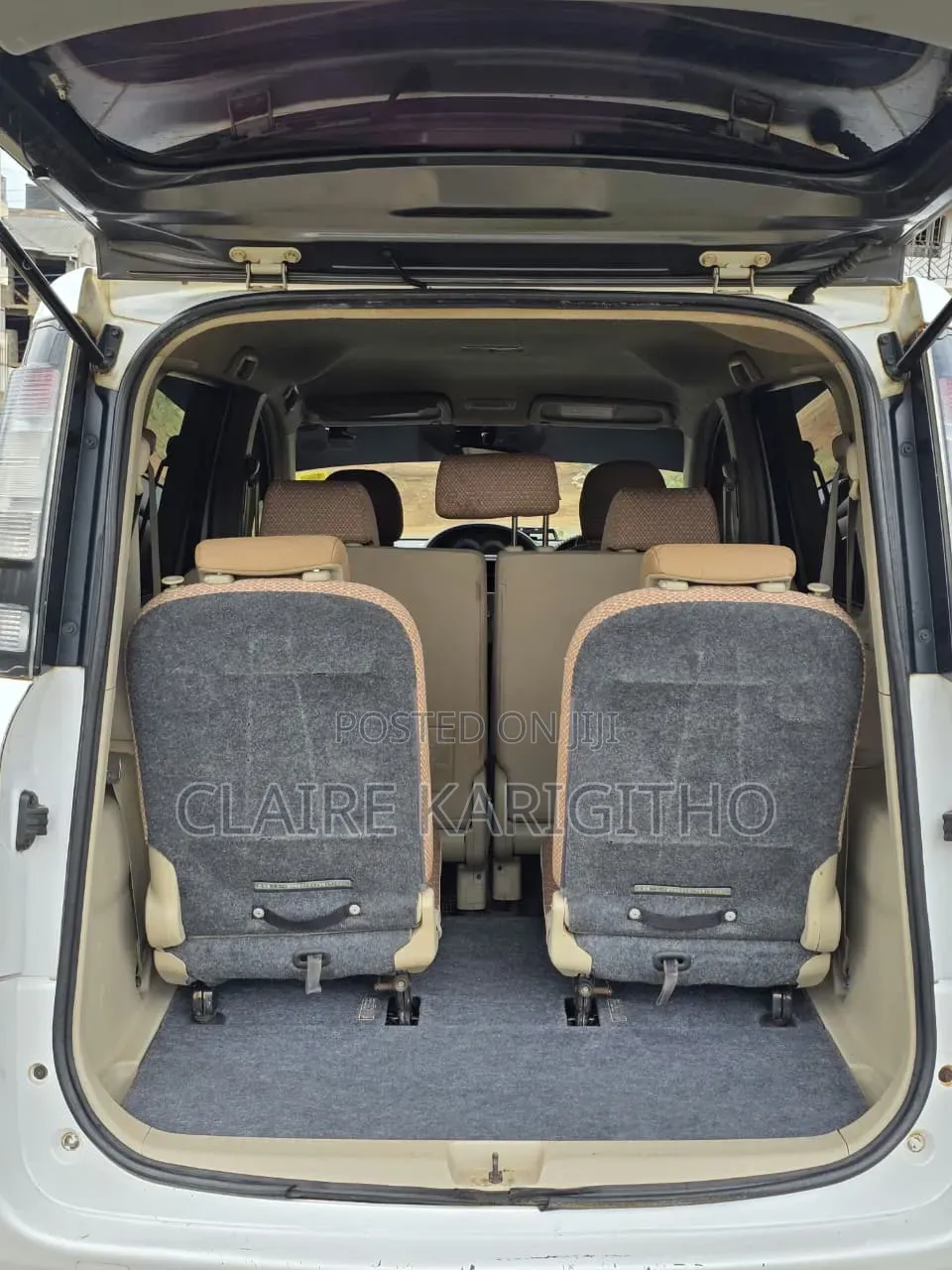 Toyota Sienta 1.5 FWD 2014 White