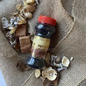 Oudh Premium Incense Oudh Natural Agarwood Bakhoor Chips Jar