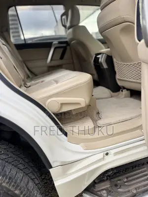 Toyota Land Cruiser Prado 2.8 2019 White