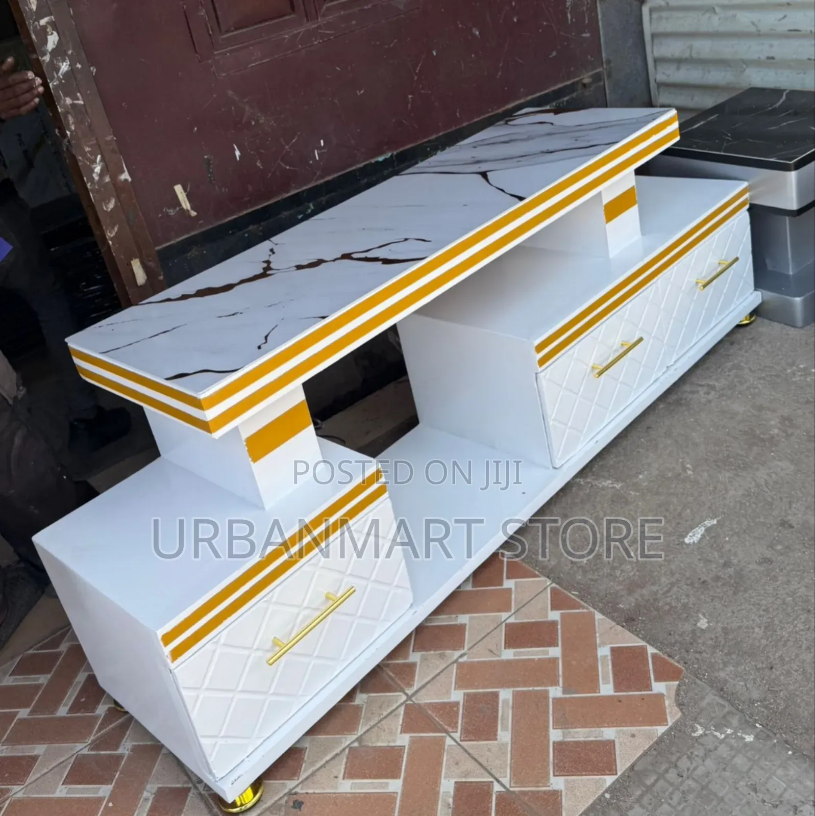 5 ftsExecutive TV Stand With Marble Look Finish