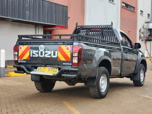 Isuzu D-MAX 2022 Gray