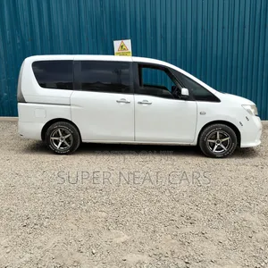 Nissan Serena 2012 White