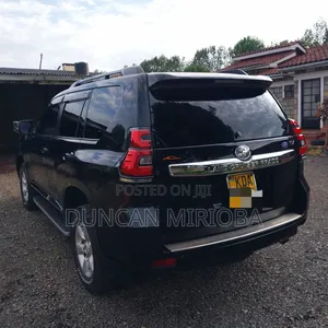 Toyota Land Cruiser Prado 2013 Black
